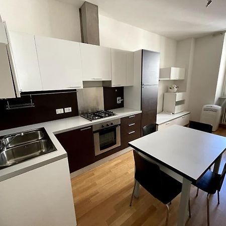 Appartamento Via Milano Trieste Esterno foto